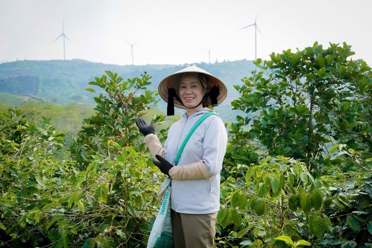 Madam Hương at the coffee garden